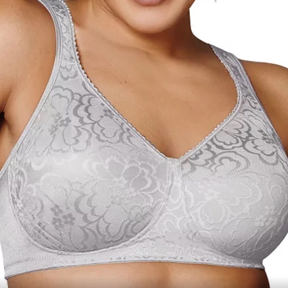- NWT Playtex 18 hour Isle Green Bra 4745 ultimate lift and support